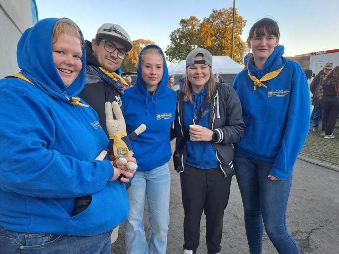 Zita Claerhout, Jasper Vanhoutte, Kimberly Algoedt, Hanne Vandenbussche en Isaline De Winter vertegenwoordigden de Brugse vereniging Jubilo in het Koning Boudewijnstadion.