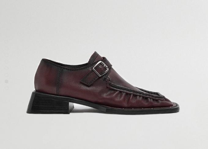 Burgundy loafers met vierkante neus