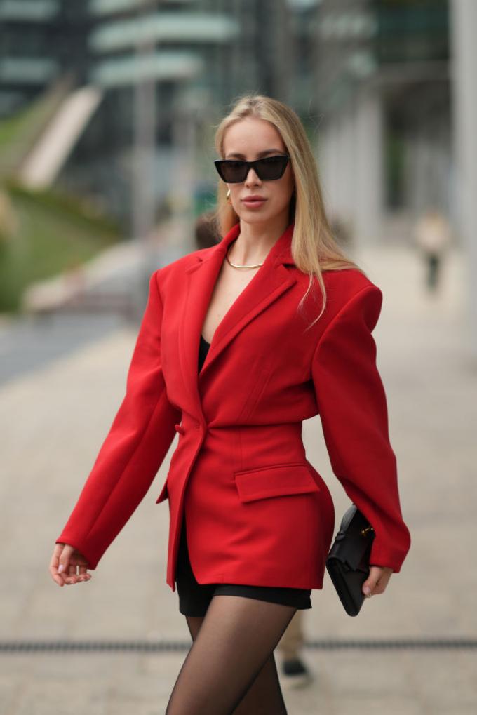 La veste rouge