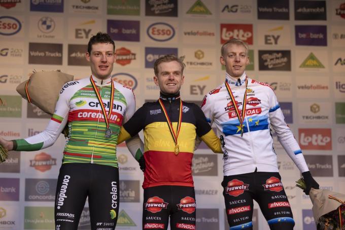 Het podium van het Belgisch kampioenschap veldrijden in januari 2024 in Meulebeke met v.l.n.r. Joran Wyseure (tweede), winnaar Eli Iserbyt en Michael Vanthourenhout (derde).