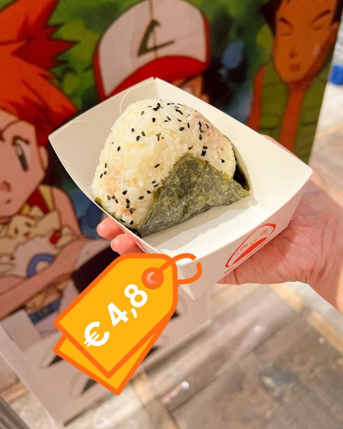 Tonijn-mayo onigiri van Onigiri Go