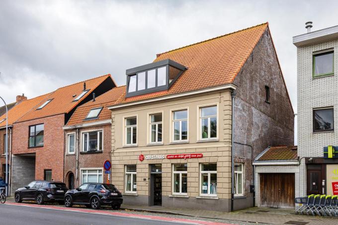 Woonhuis van Magda Cafmeyer en haar zussen aan de Moerkerkse Steenweg in Sint-Kruis.