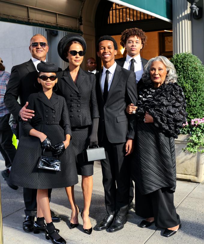 Christopher Jackson, Nicole Ari Parker, Alexander Bello, Elijah Jacob & Pat Bowie 