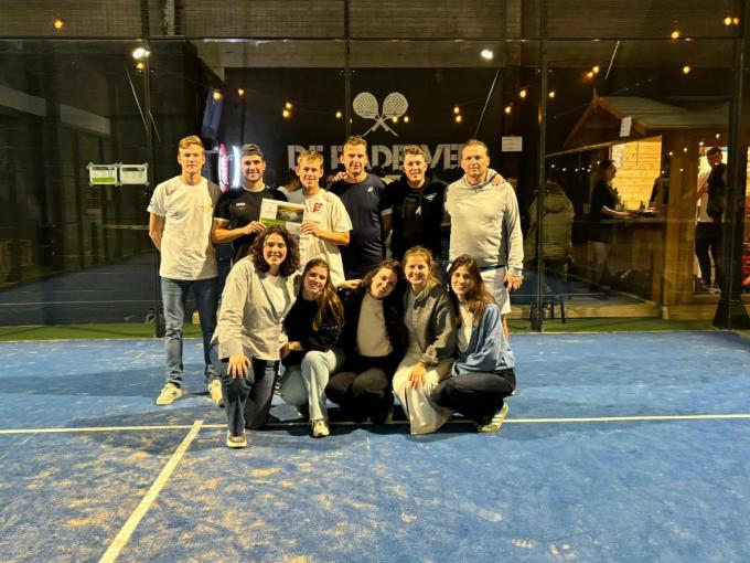 Op de foto's zien we de winnaars van het petanquetornooi, van het padeltornooi P200 en meer, David Casteleyn en Jorn Woets van De Padelver en een delegatie van Team Lux-elles.