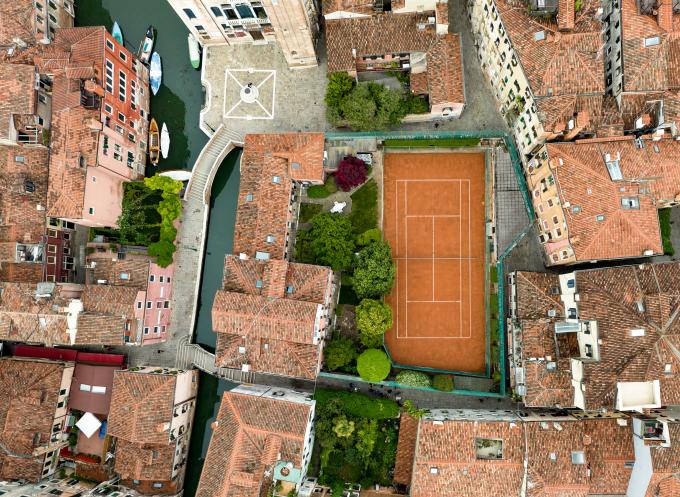 Le Tennis Club San Stin à Venise - DR The Tennis Courts (Artisan Books)