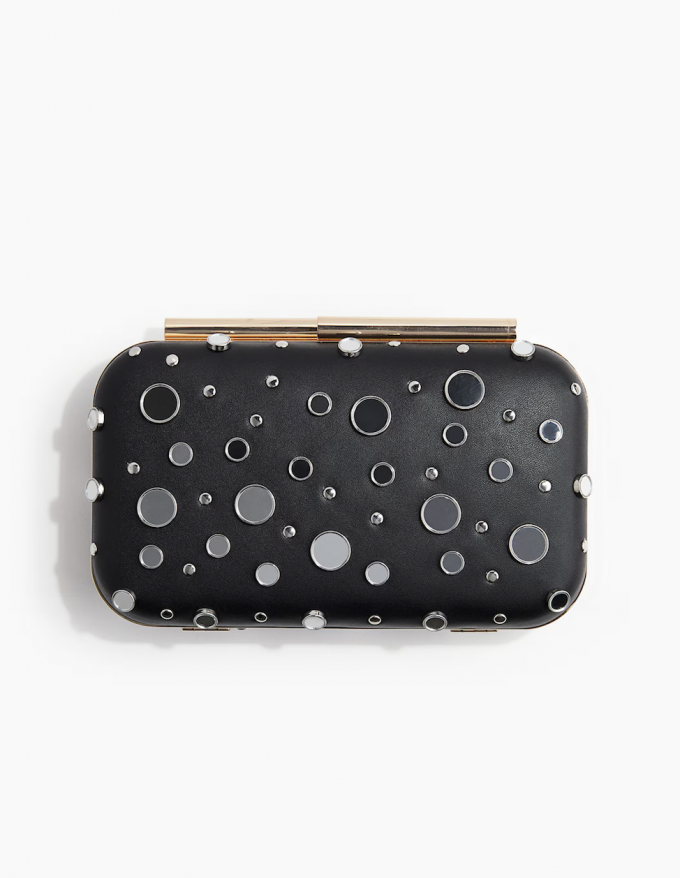 Le clutch orné de strass