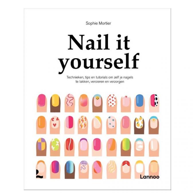 'Nail it yourself' van Sophie Mortier