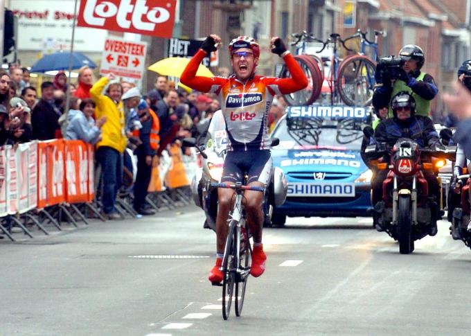 Nico Mattan wint Gent-Wevelgem in 2005.