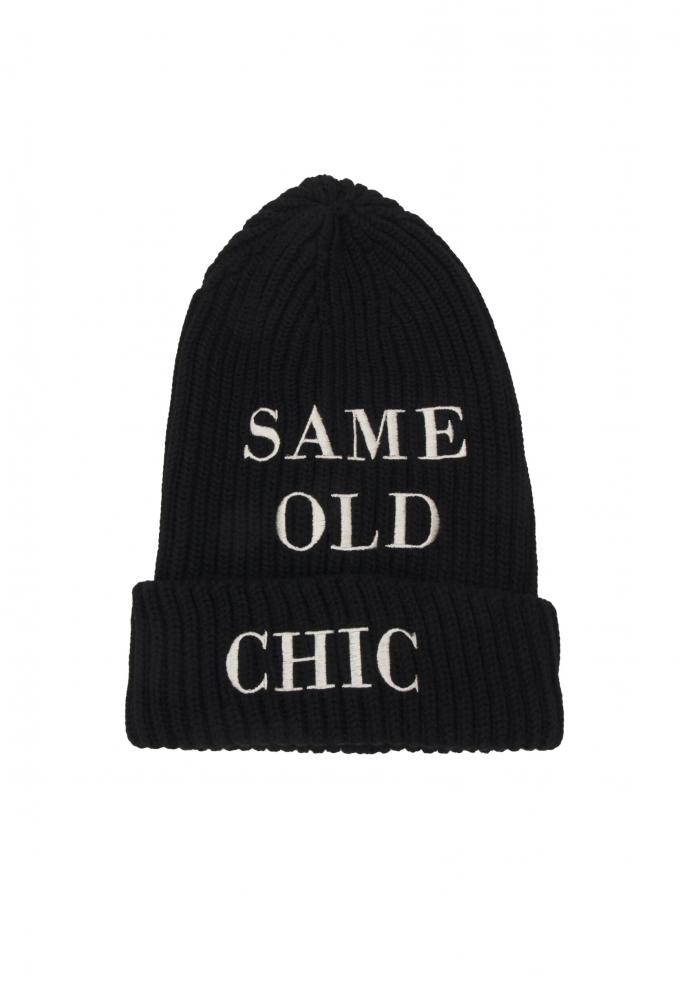 Beanie, Moschino via Zalando, € 160