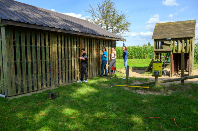 Ouders, leerlingen en leerkrachten sloegen de handen in elkaar.