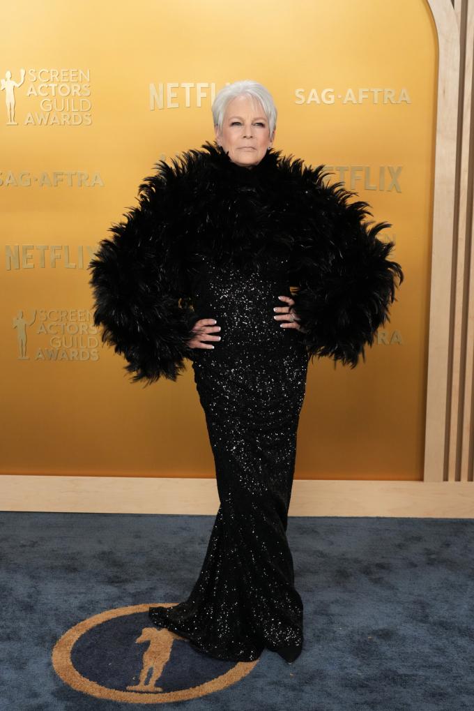 Jamie Lee Curtis in Dolce & Gabbana