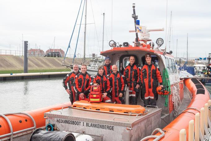 Deze redders staan voor je klaar: “Elke keer we bij iemand in nood aan boord komen, zien we die een zucht van opluchting slaken. Blij dat we er zijn. Dáár doen we het voor.”