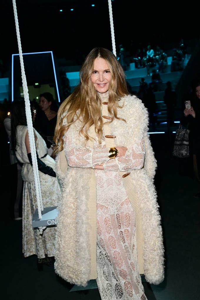 Elle Macpherson bij Christian Dior