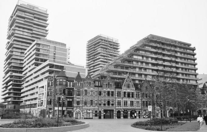 De hotels en cafés in de omgeving van het toenmalige treinstation op het Hazegras wordt vandaag gedomineerd door de recente hoogbouw.