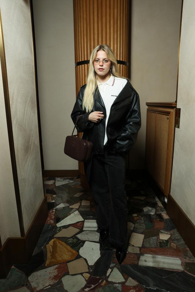 Renee Rapp bij Miu Miu 
