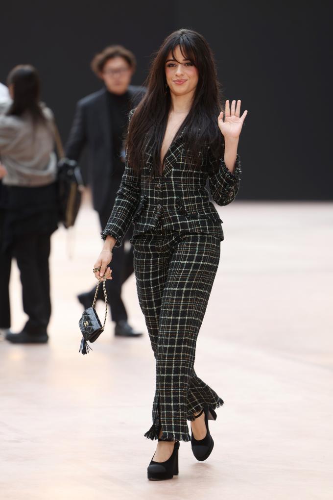 Camila Cabello bij Chanel 
