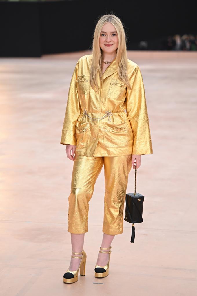 Dakota Fanning bij Chanel 