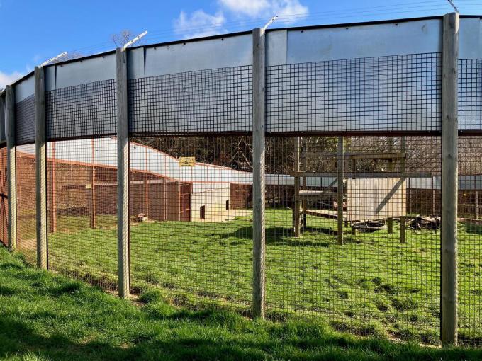 De zaakvoerders hebben na hun bezoek een goed gevoel over de nieuwe verblijfplek van de beren.