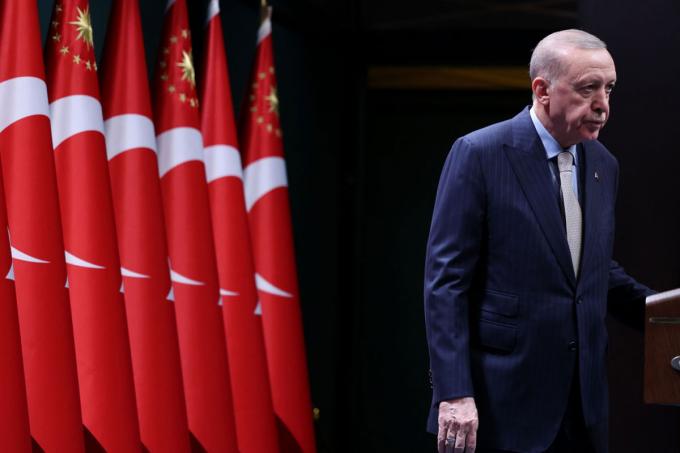 Turkse president Erdogan sluit liberale universiteit in Istanboel
