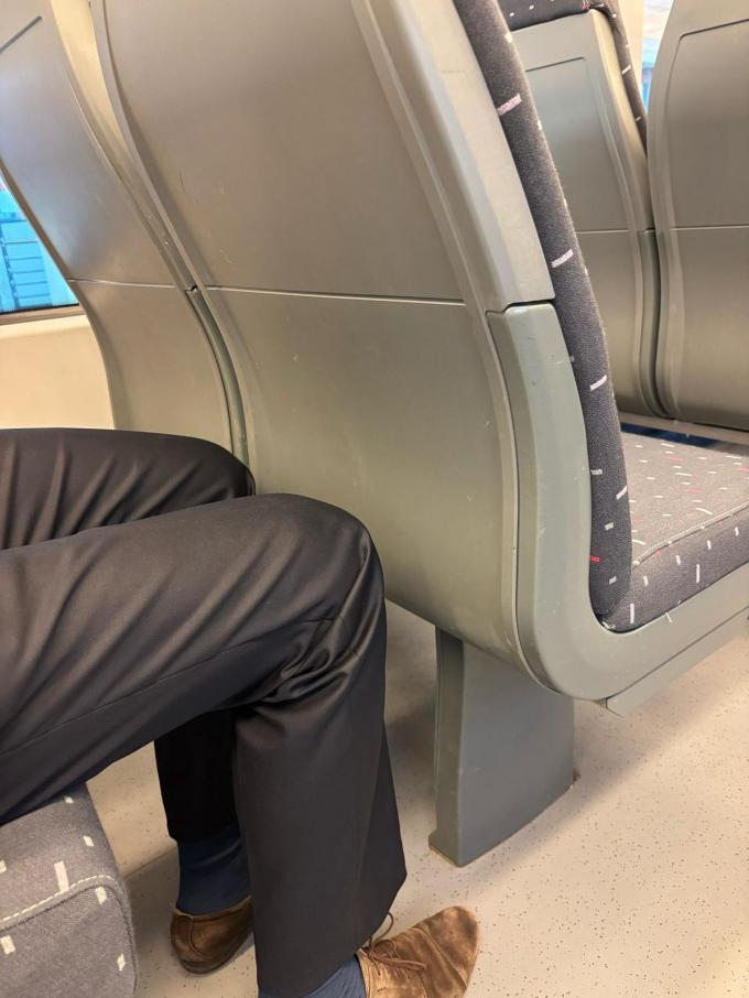 Er is weinig beenruimte. (gf)