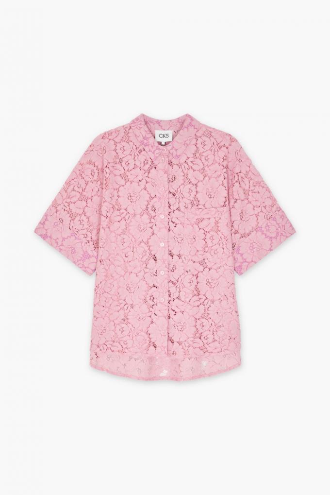 Blouse uit roze kant 