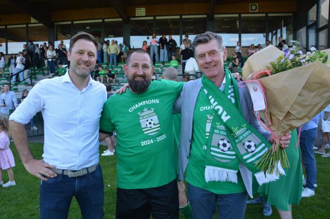 Dieter en Philip Carron met centraal T1 Karel Tanghe.