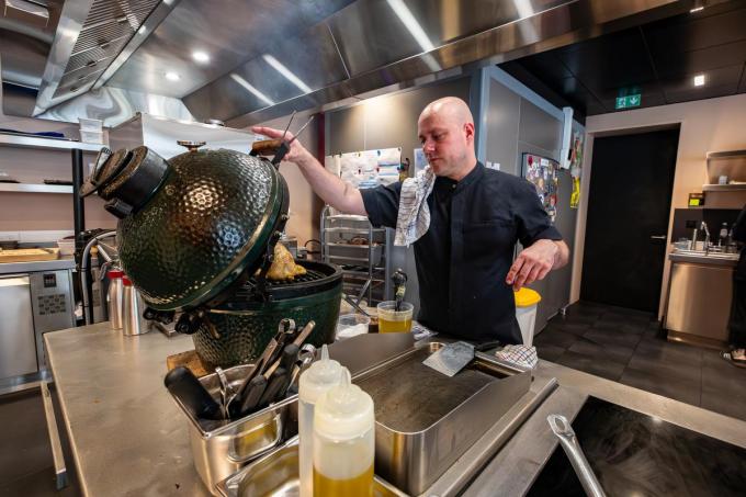 Chef-kok Martijn Defauw: “Iedereen weet exact wat zijn of haar taak is.”