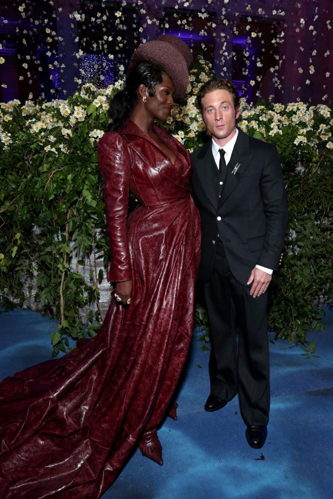 Jodie Turner-Smith & Jeremy Allen White