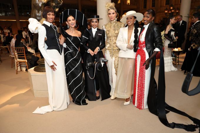 Zoe Saldaña, Demi Moore, Mona Patel, Wendi Deng Murdoch, Kerry Washington & Ayo Edebiri