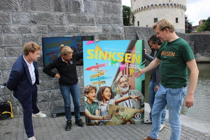 Schepen Wouter Allijns (rechts) kondigde het programma van Sinksen aan. (Foto Rémi)