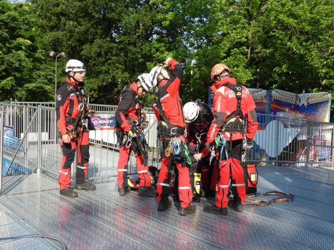 Het klimteam van de Brugse brandweer.