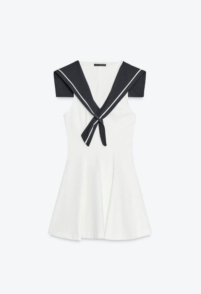 Robe à col marin