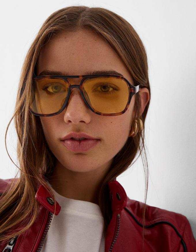 Lunettes jaunes