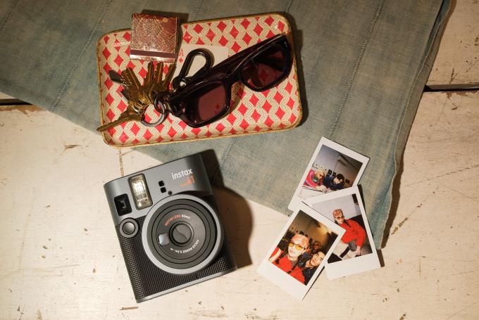 Un appareil photo instantané
