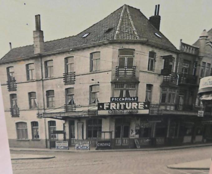 De grootouders van André startten in 1946 al een gelijknamige zaak in De Panne.