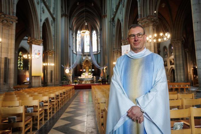 Pastoor Marc Vantyghem in ‘zijn’ basiliek.
