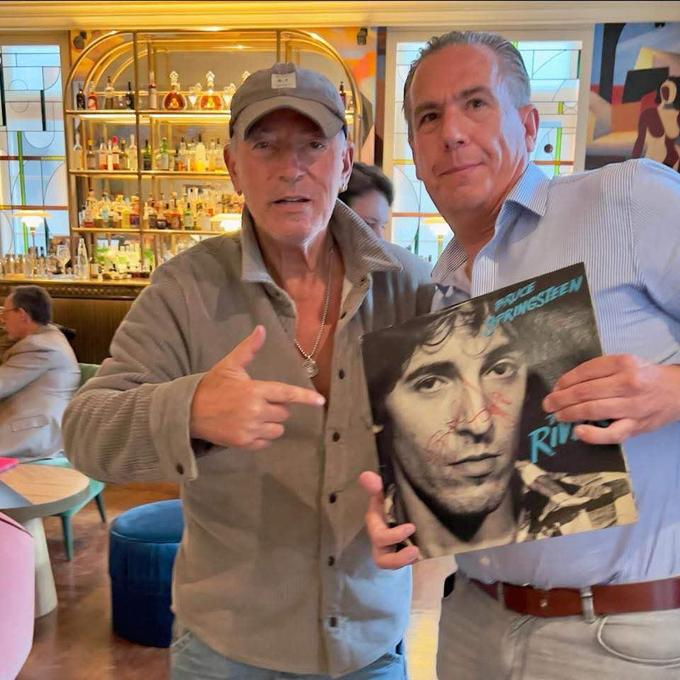 Karel Gits uit Ingelmunster stond op de eerste rij voor Bruce ...