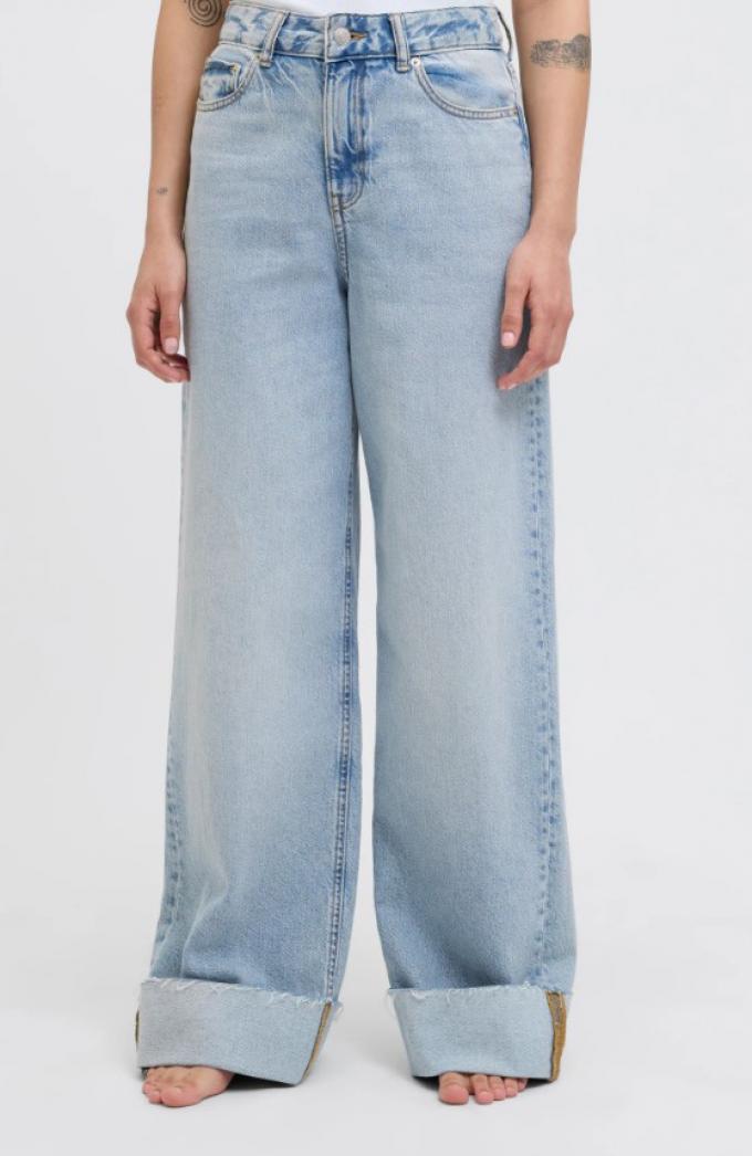 Wijde jeans met omvouwbare zomen 