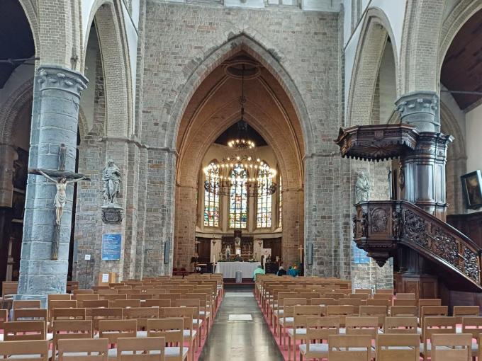 Het reliek van de H. Bernadette vind je in de Sint-Janskerk.