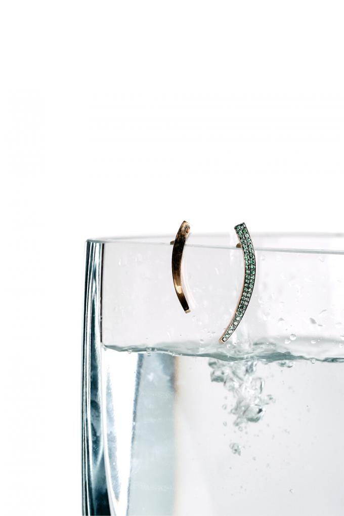 Boucles d’oreilles de la collection The Wave