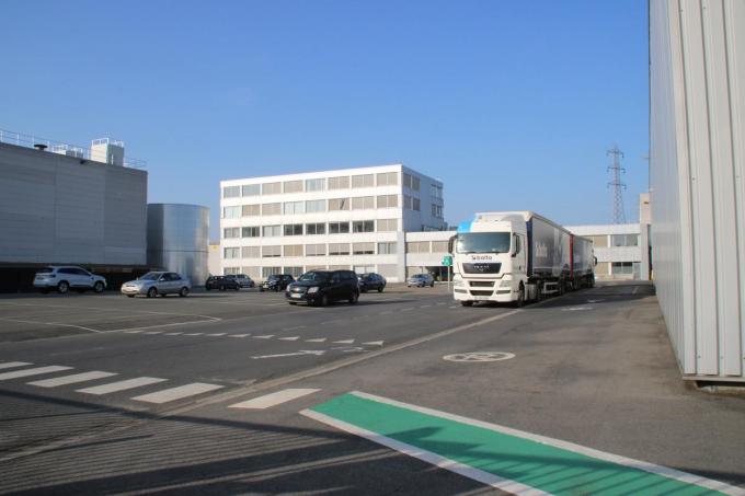 De laminatie en hoogwaardige afwerking van getufte tapijten zou behouden blijven in België, evenals de meeste administratieve diensten. (Foto Rémi)