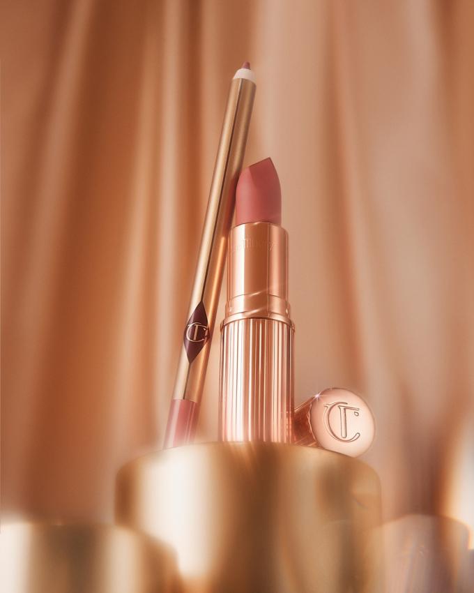 Pillow Talk Lipstick – dé universele nude