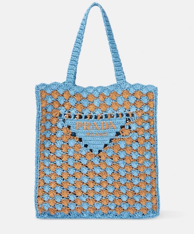 Crochet tasje in lichtblauw en beige