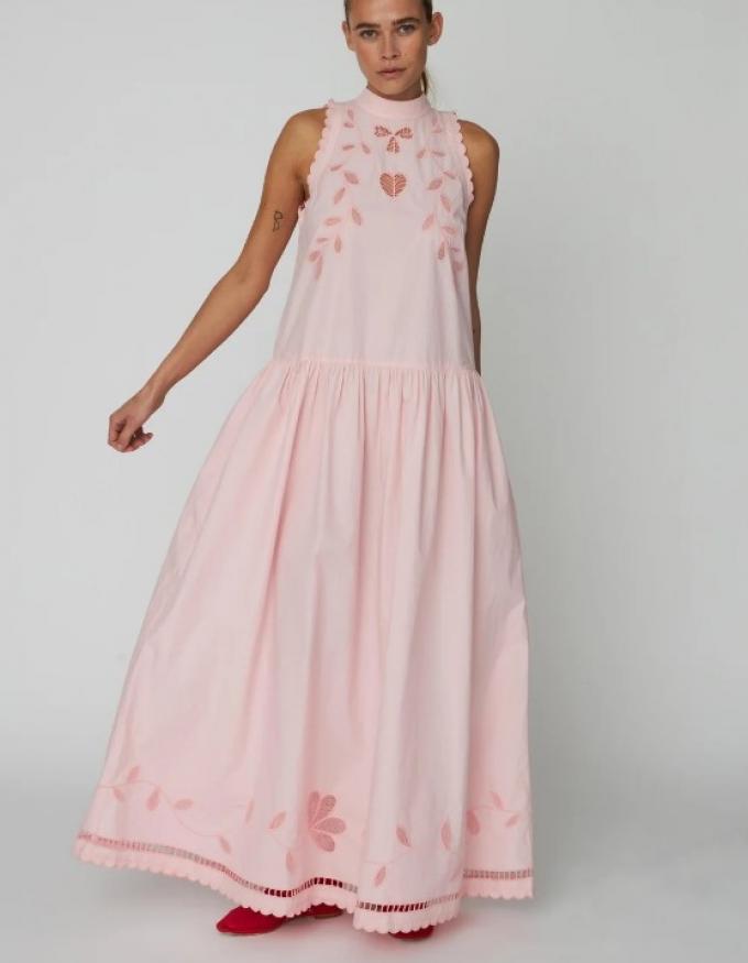 Lange babyroze jurk met ruches