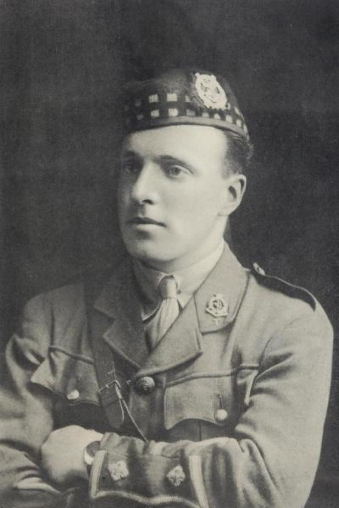 Noel Chavasse is een van de drie militairen die ooit niet één, maar twee keer het Victoria Cross, de hoogste Britse militaire onderscheiding, ontving.