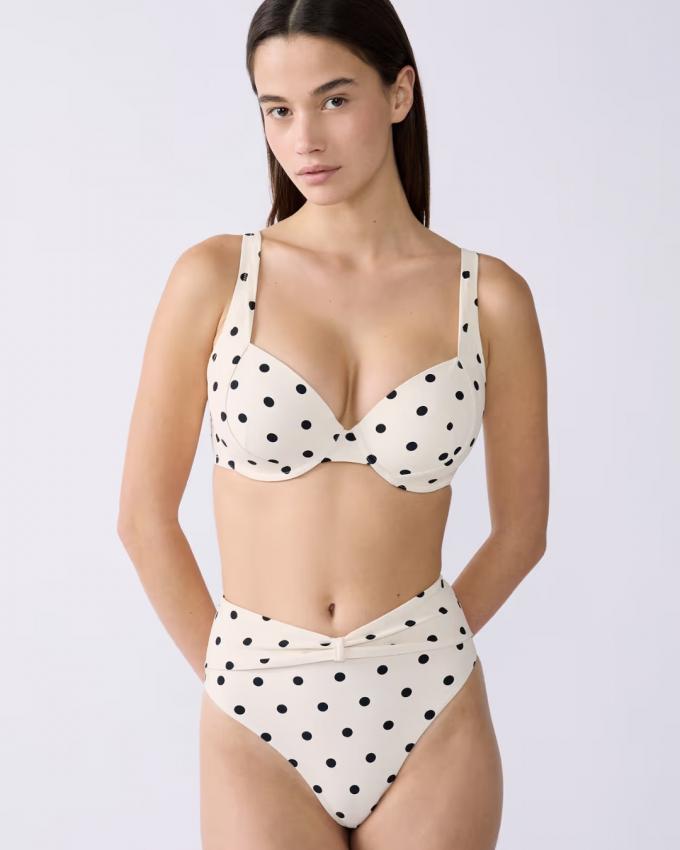 Bikini met polkadots
