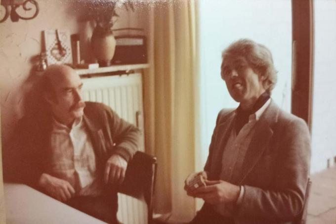 Ook de man links op de foto mag zich melden.