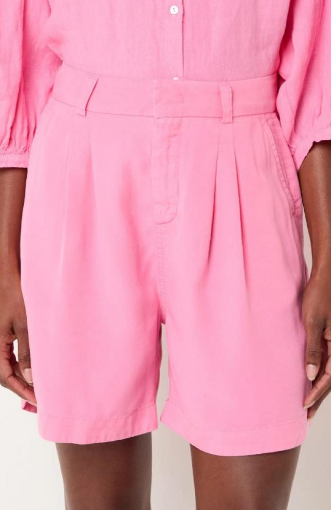 Roze short 