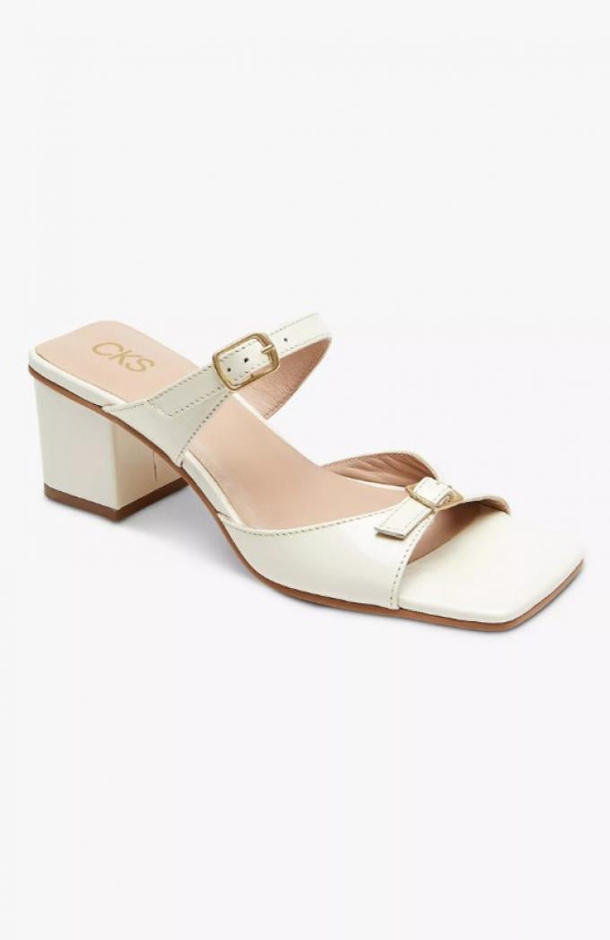 Beige sandalen met hak