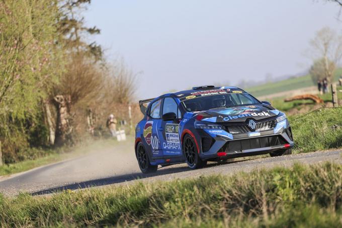 Benoit Verlinde vertrekt met zijn Renault Clio als favoriet in RC3. (foto DM)